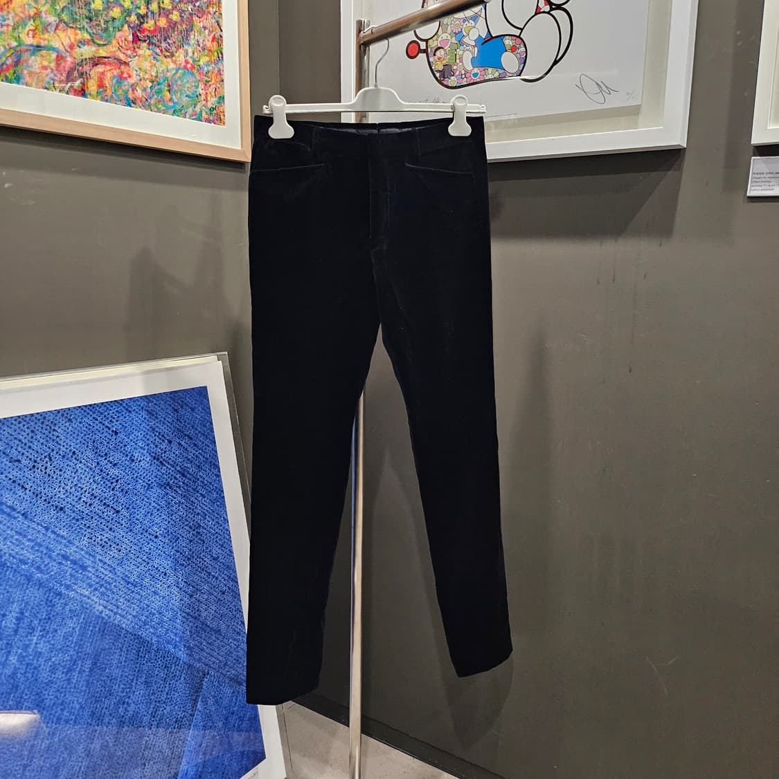 톰포드 벨벳 테일러드 블랙 팬츠 상품이미지1