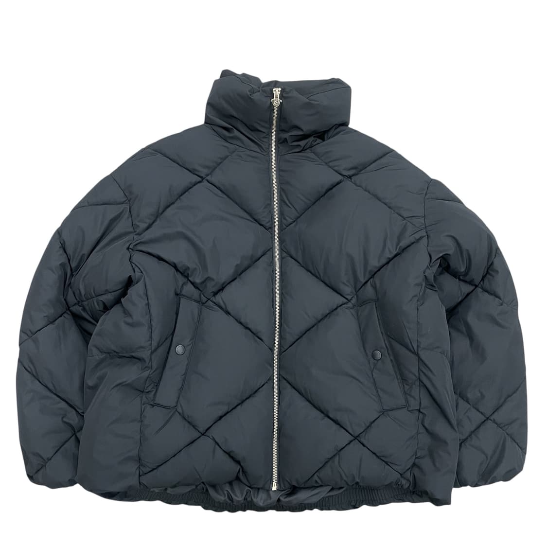 TRUE RELIGION 블랙 숏 패딩 상품이미지1