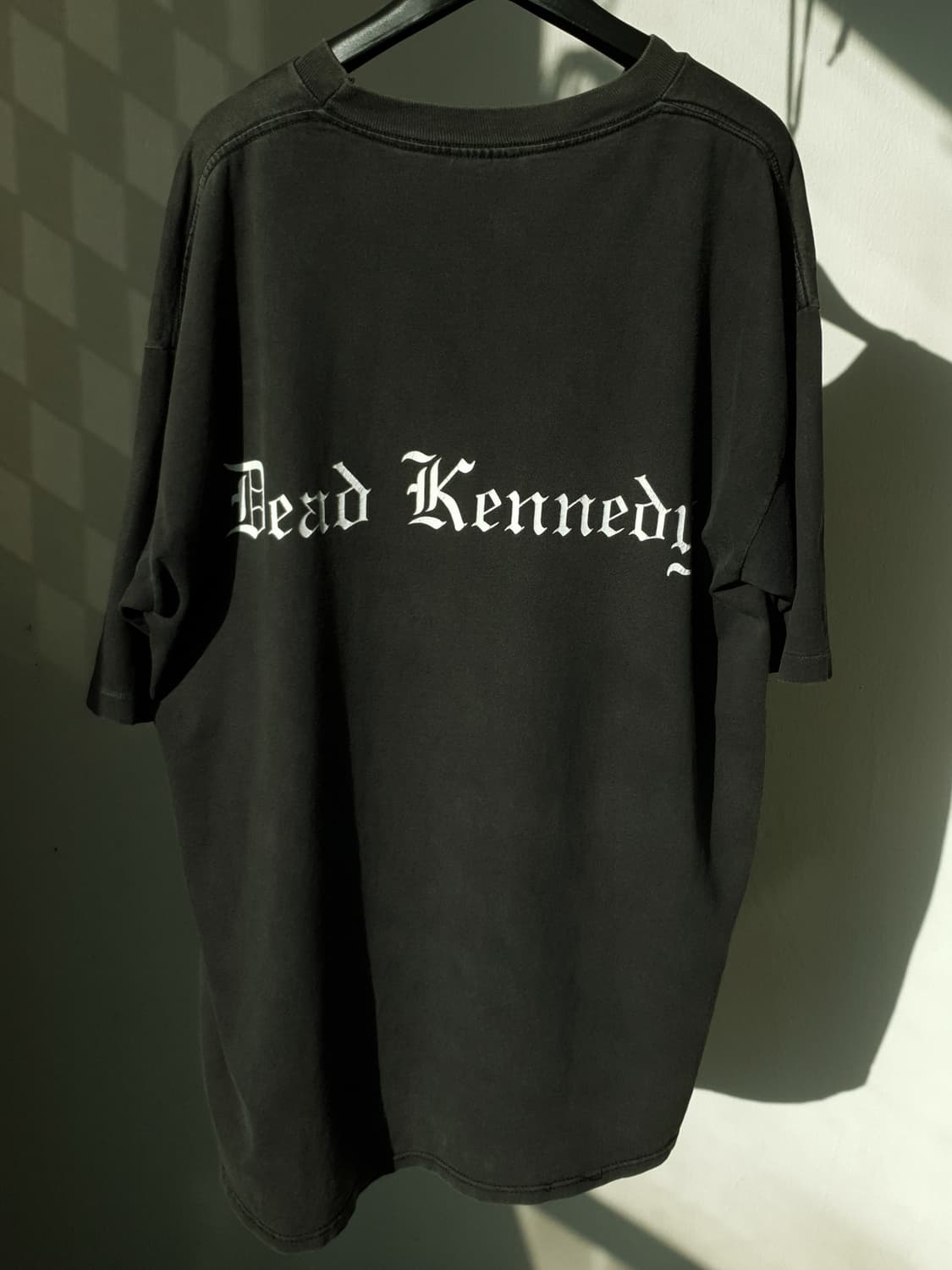 90s BROCKUM 'Dead Kennedys' print tee 상품이미지9