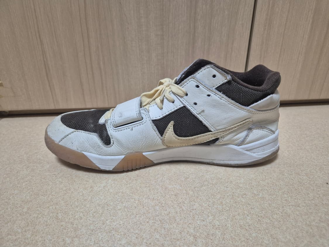 조던 x 트래비스 스캇 점프맨 잭 TR 세일 앤 다크 모카 상품이미지9