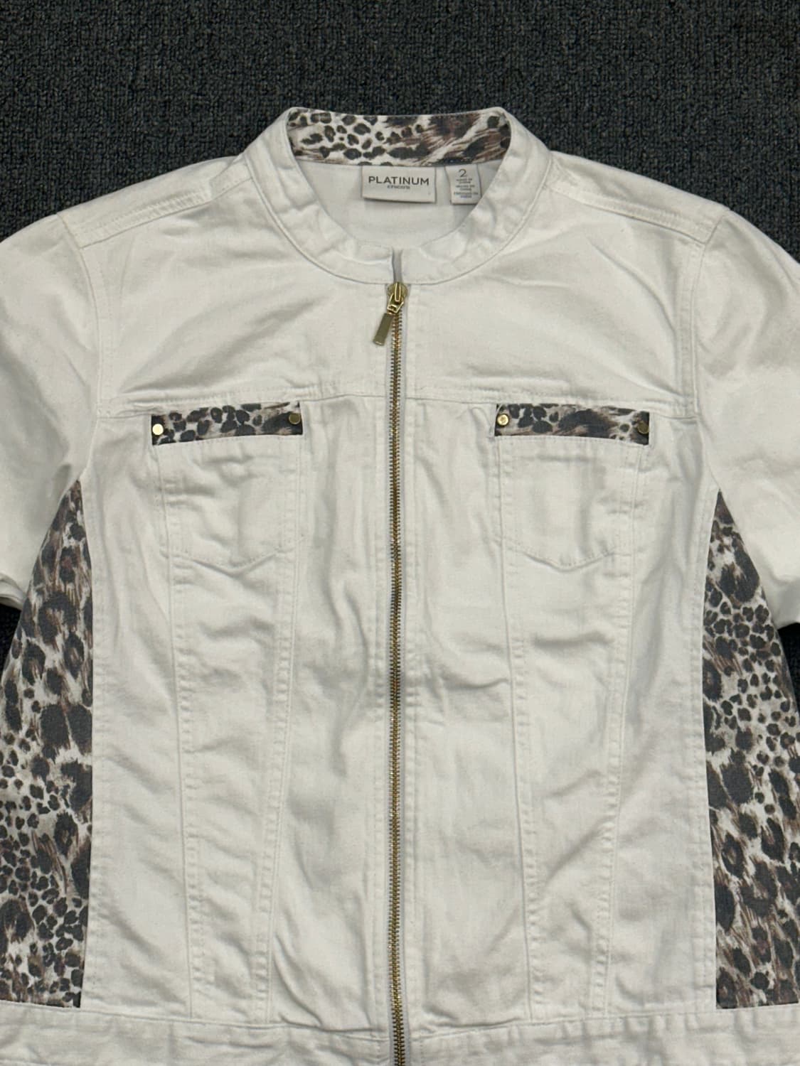 2)플래티넘 화이트 데님 레오파드 패턴 자켓 상품이미지4