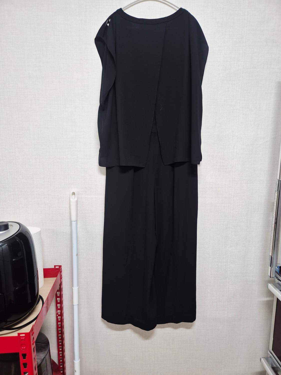 쉬즈미스 블랙 점프수트 상품이미지2