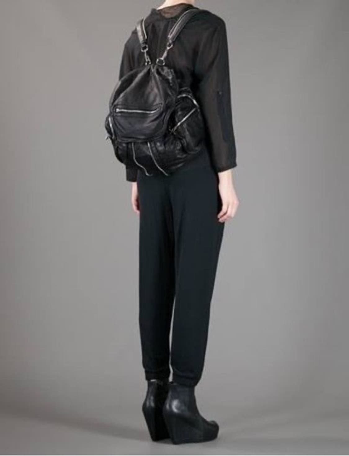 알렉산더왕 백 마르티 백팩 상품이미지3