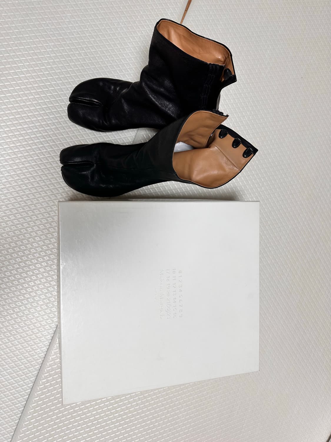 마르지엘라 타비 부츠 36.5 상품이미지1