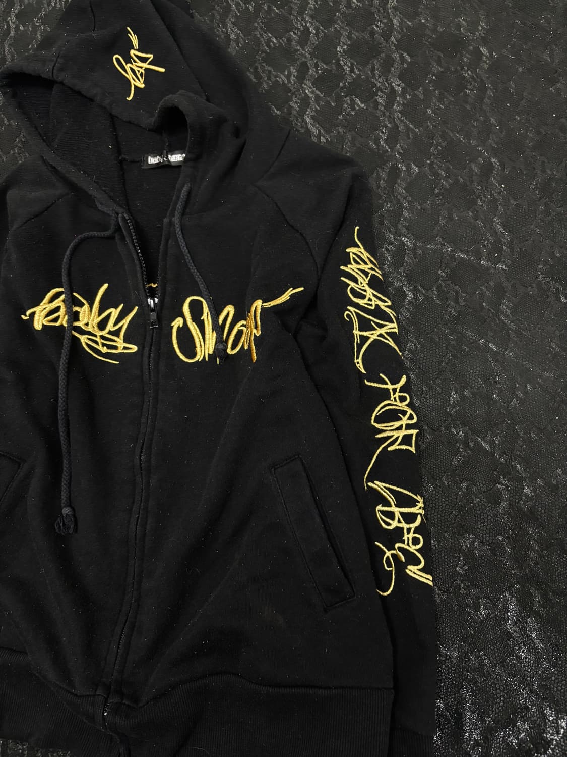 “Vintage” Y2K Print Black Hoodie Zip Up 상품이미지4