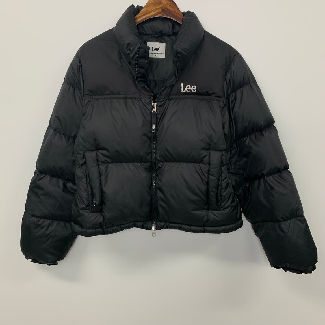 Lee 자수로고 블랙 투웨이 크롭 패딩 상품이미지2