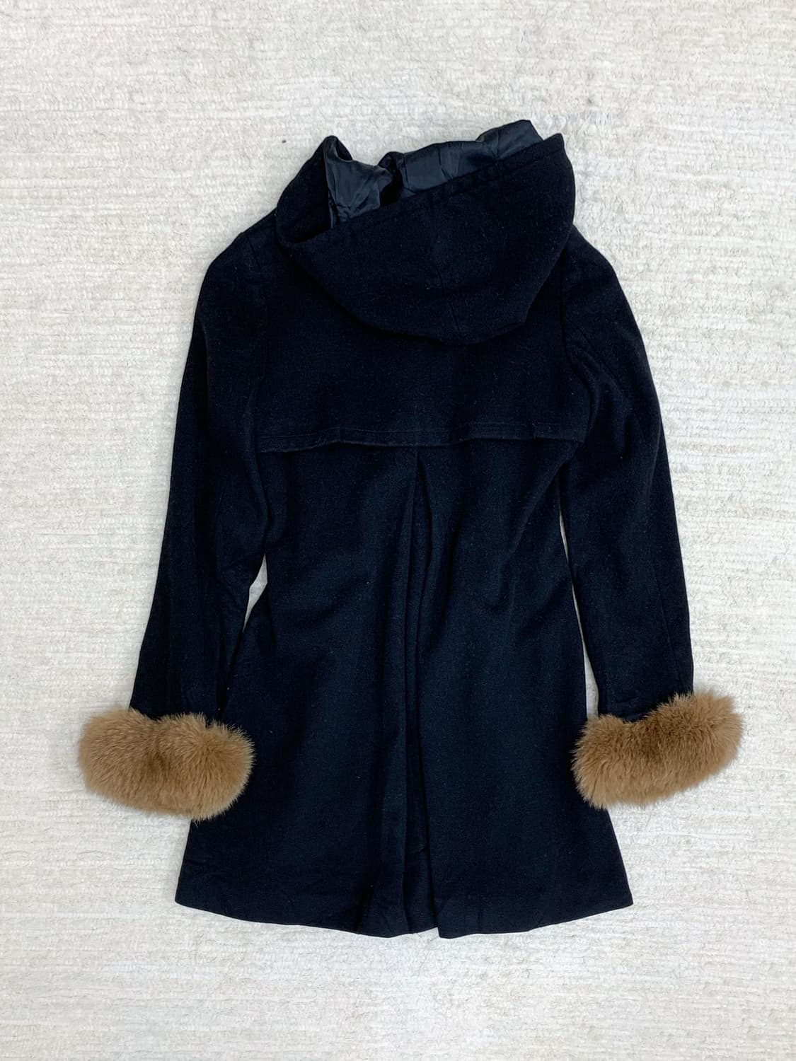 Black fur-cuff duffle coat 상품이미지3