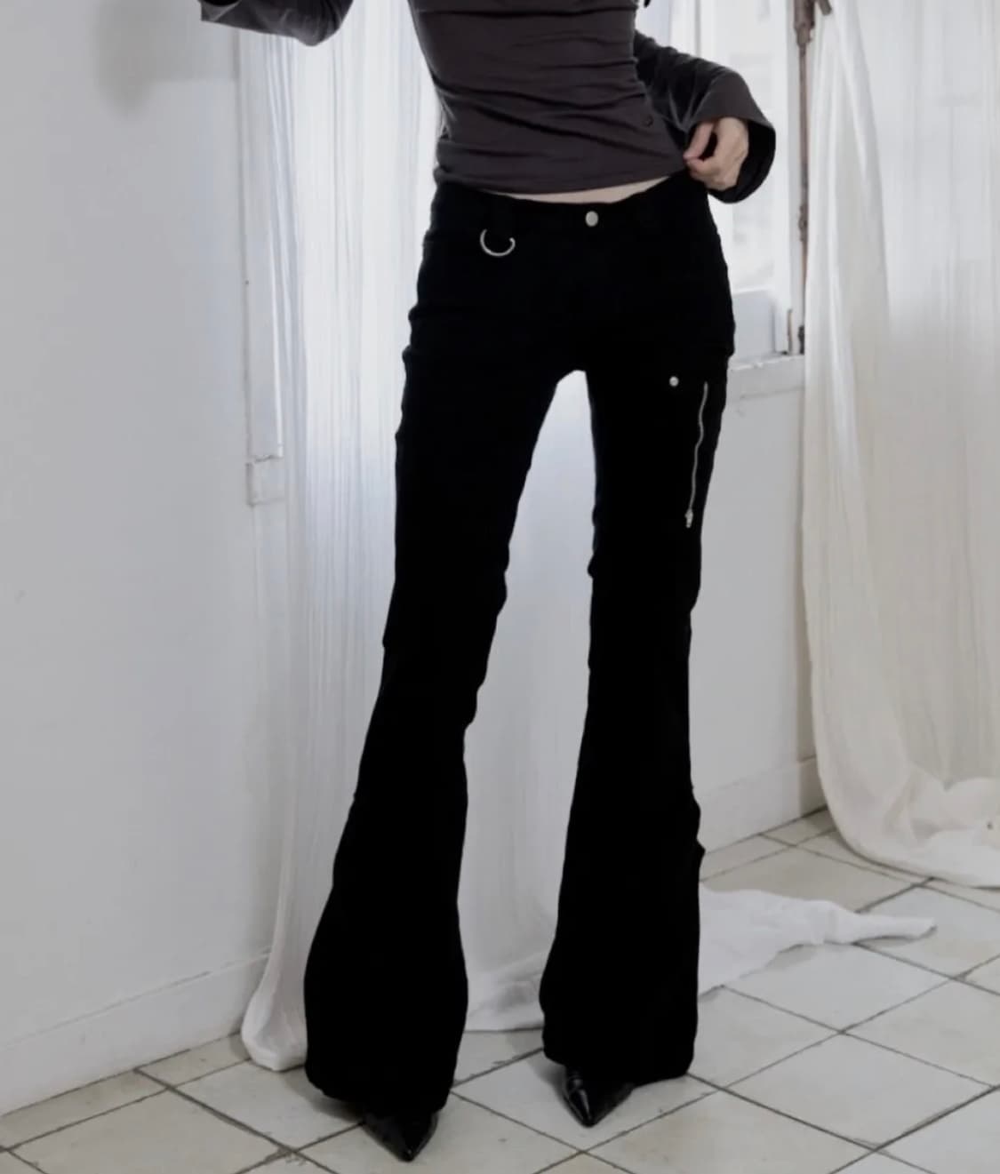 511비전 핀턱 로우라이즈 부츠컷 팬츠 상품이미지2