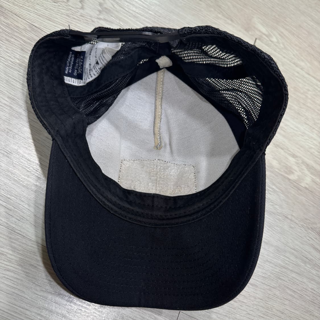 아크테릭스 블랙 메쉬캡 모자 상품이미지2