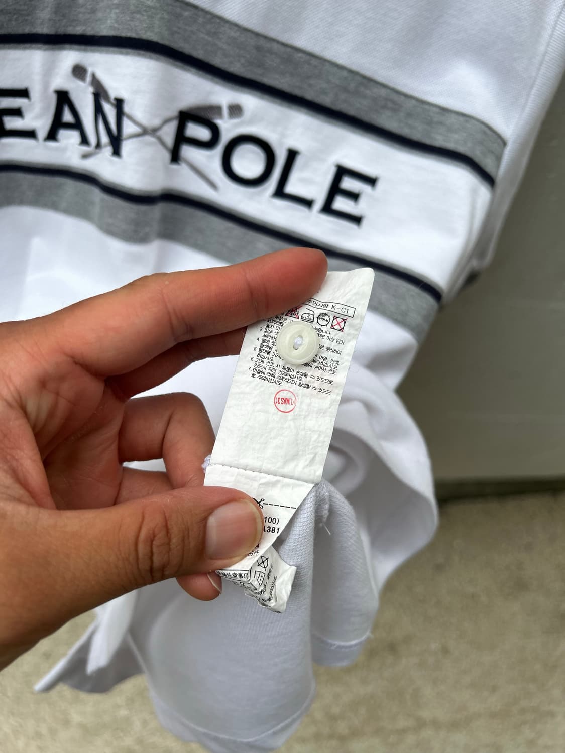 빈폴  화이트 컬러  코튼빈티지 헨리넥 폴로 셔츠 상품이미지5