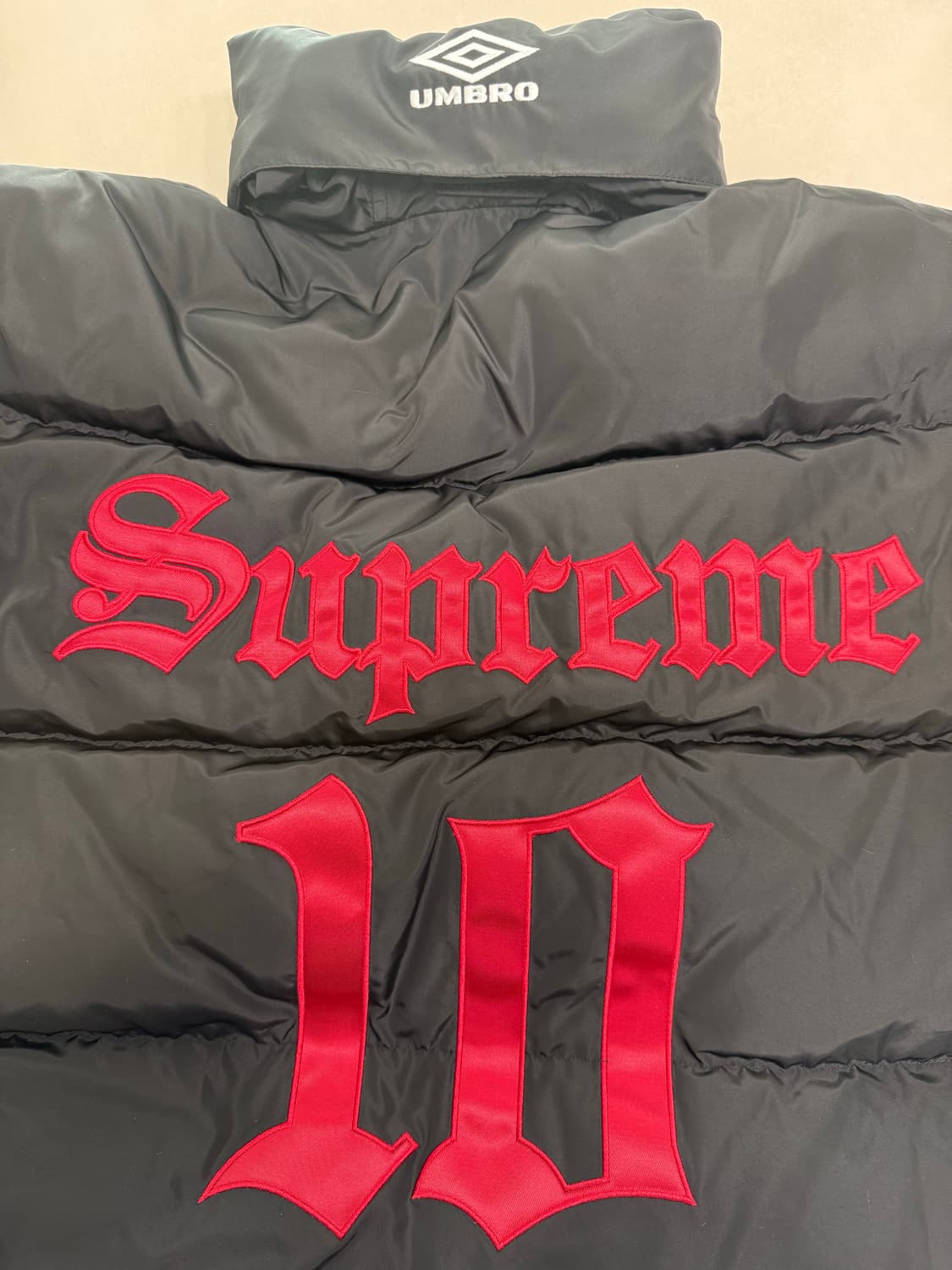 슈프림 엄브로 패딩 M 상품이미지7