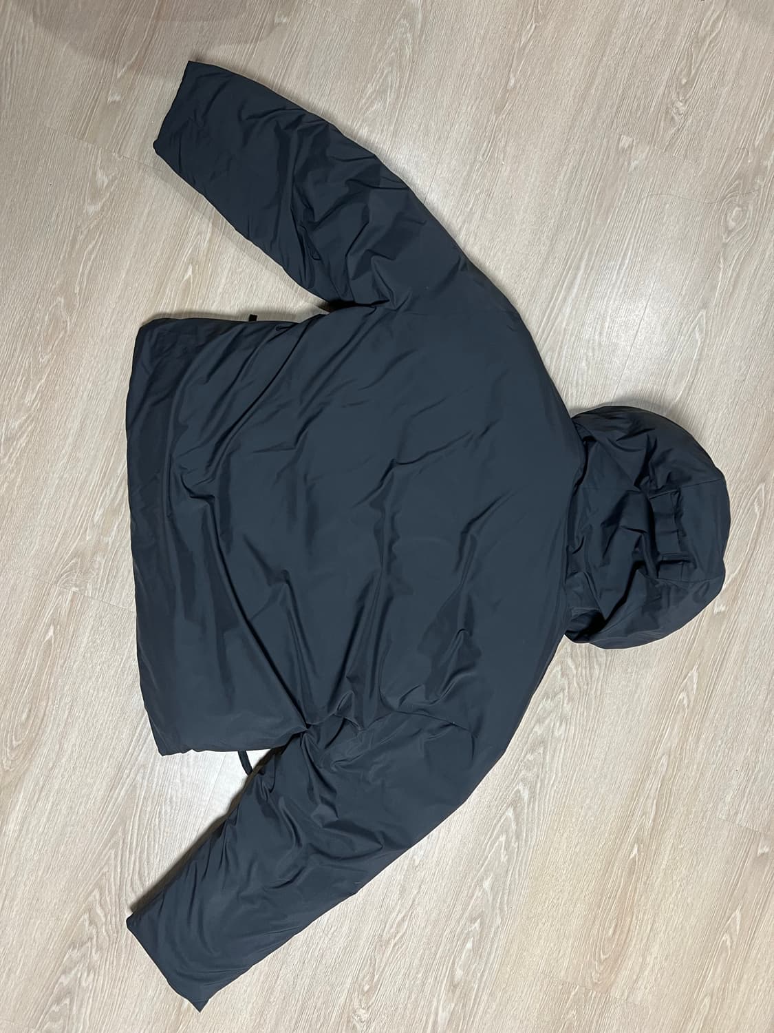 쿠어 워터 리펠런트 구스다운 점퍼 차콜 상품이미지3