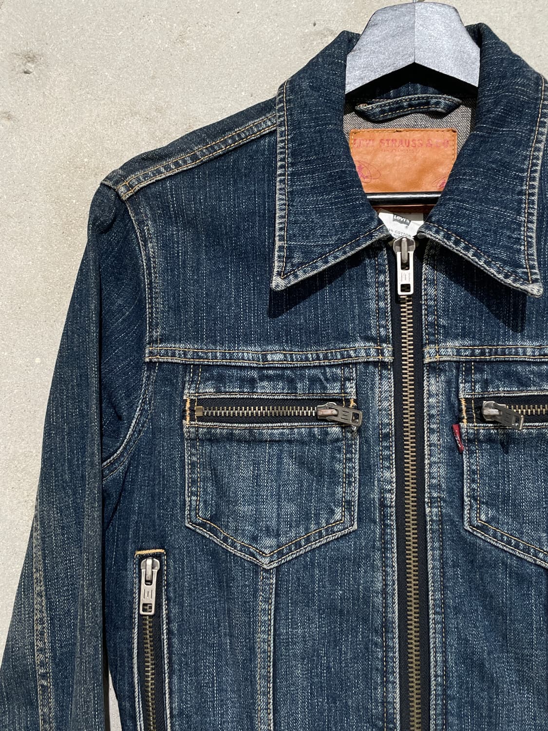 리바이스 진청 집핏 유틸리티 크롭 데님 자켓 상품이미지2