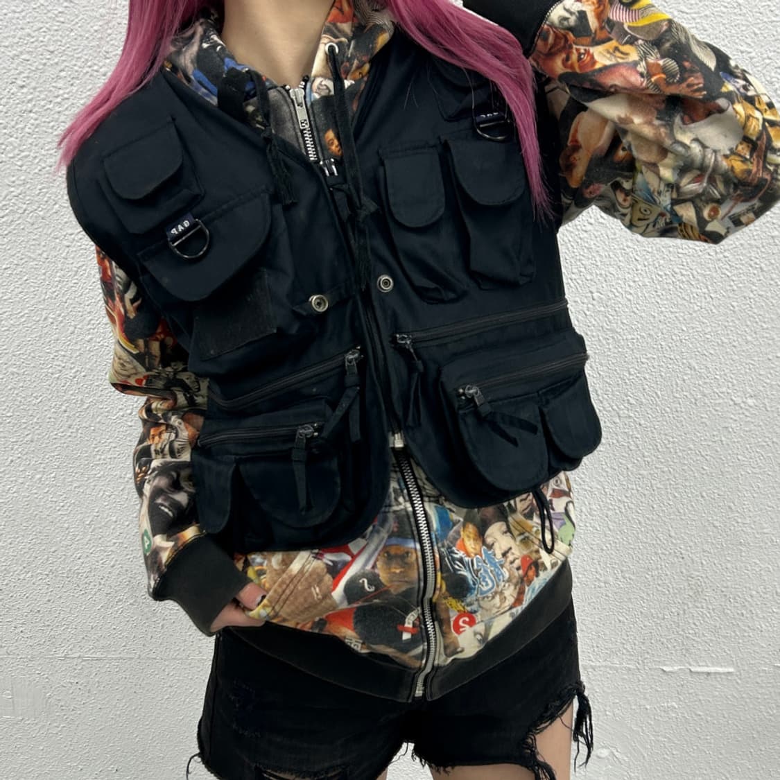 갭 멀티포켓 블랙 베스트 L 상품이미지1