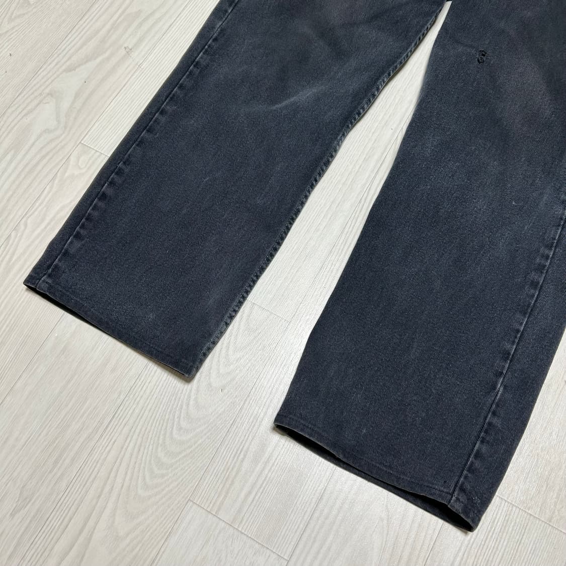 [W36 L30] 리바이스501 00s 스트레이트핏 흑청데님 상품이미지4