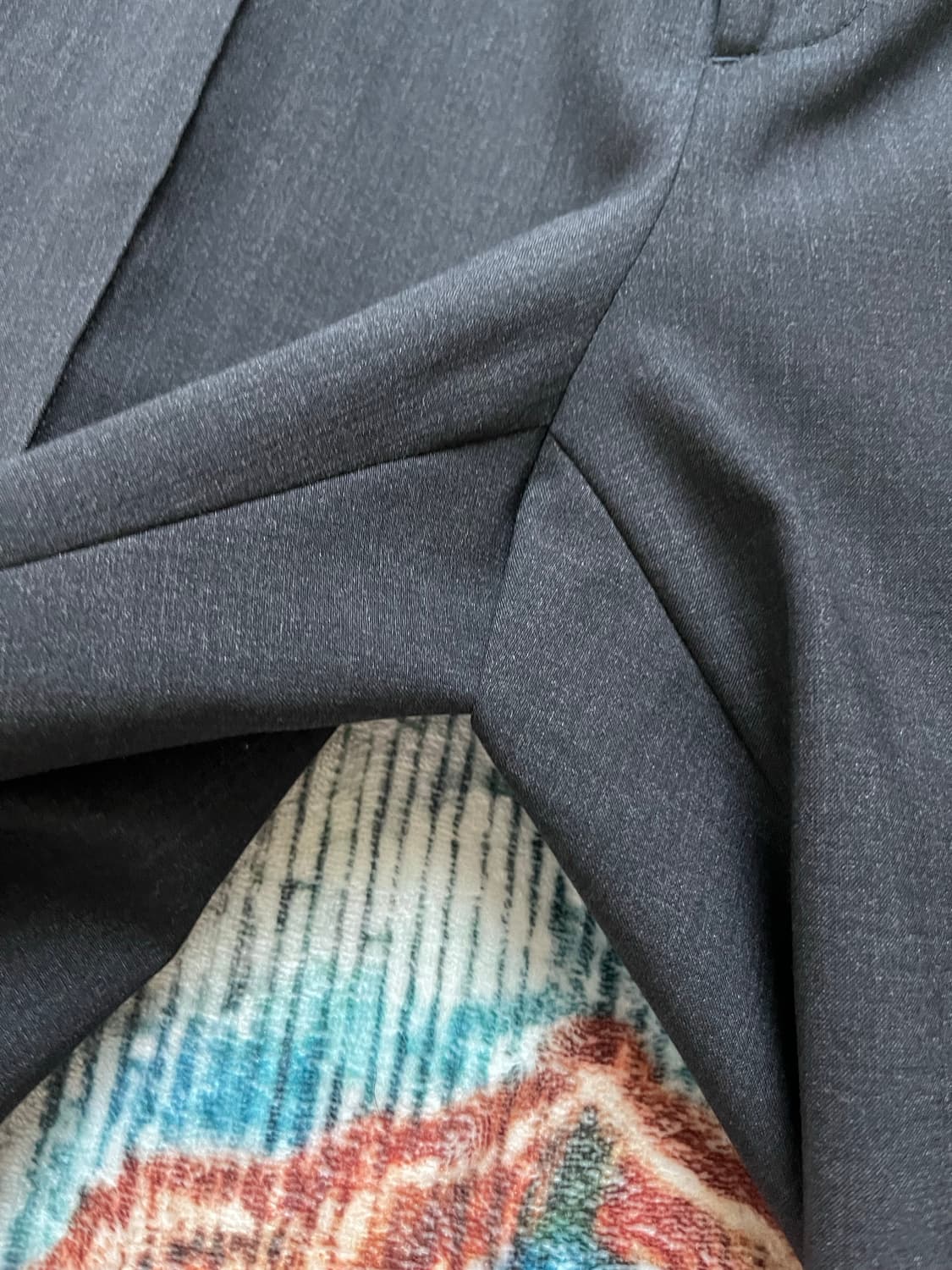 타임 옴므 슬렉스 뒷밴딩 챠콜 새상품급 상품이미지4