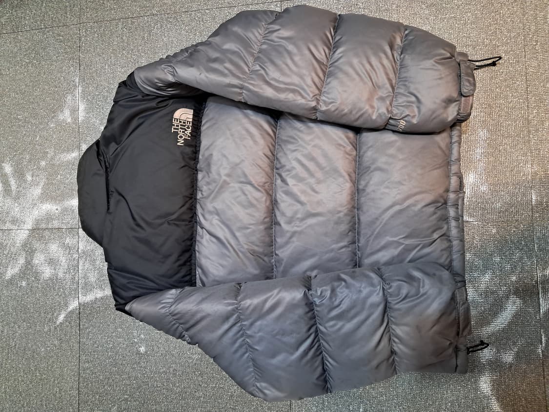 노스페이스 눕시 700 패딩 100 사이즈 상품이미지2