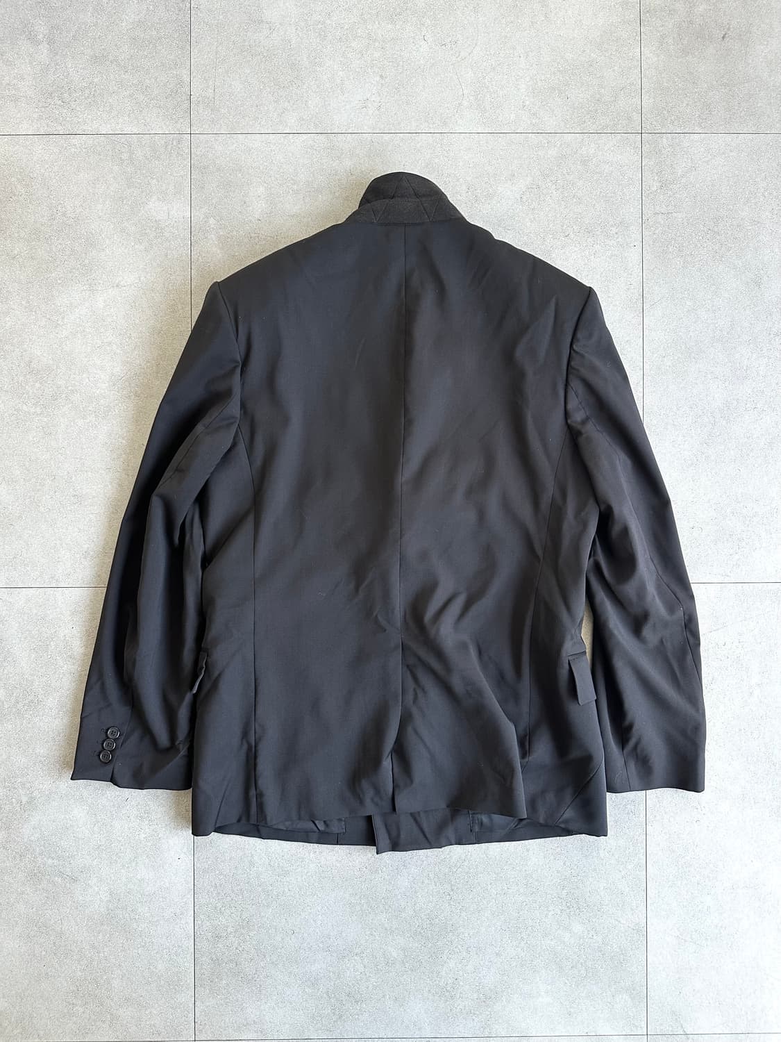 헬무트랭 오버핏 사선 블랙 블레이저 자켓 상품이미지6