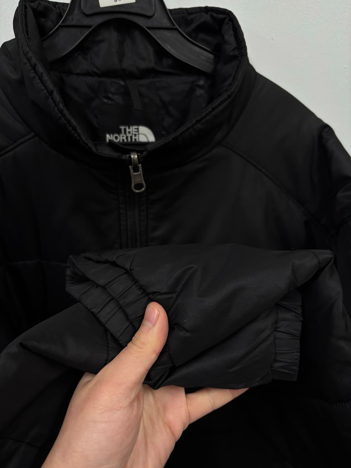 노스페이스 경량 다운패딩 상품이미지4