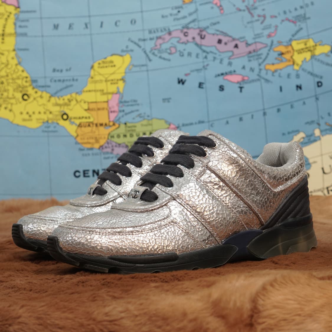 샤넬 크루즈 실버 스니커즈 상품이미지2