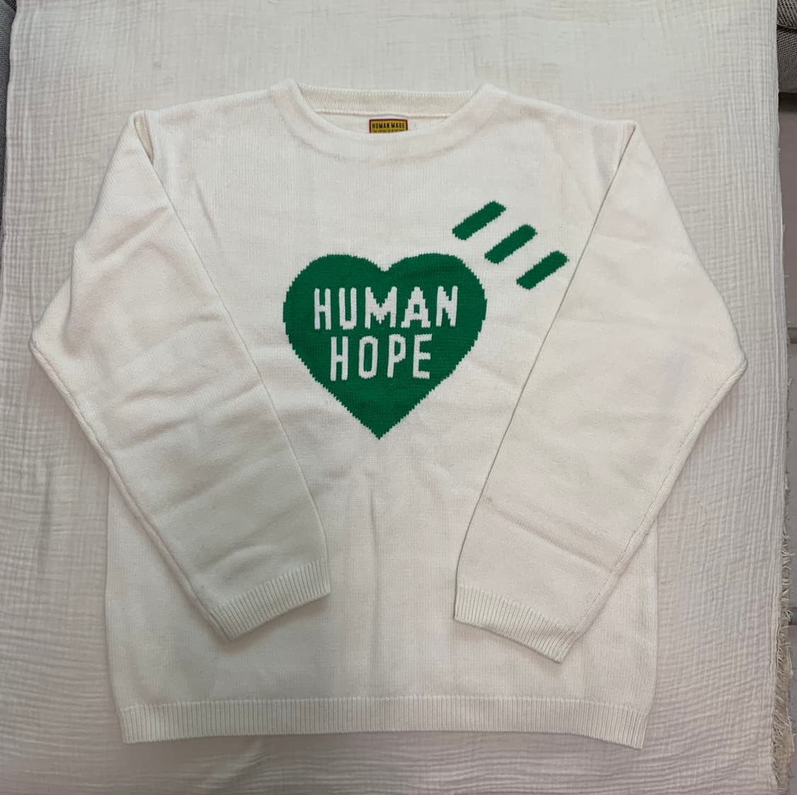 [XXL] 휴먼 메이드x제이홉 휴먼 호프 하트 니트 스웨터 화이트 상품이미지1