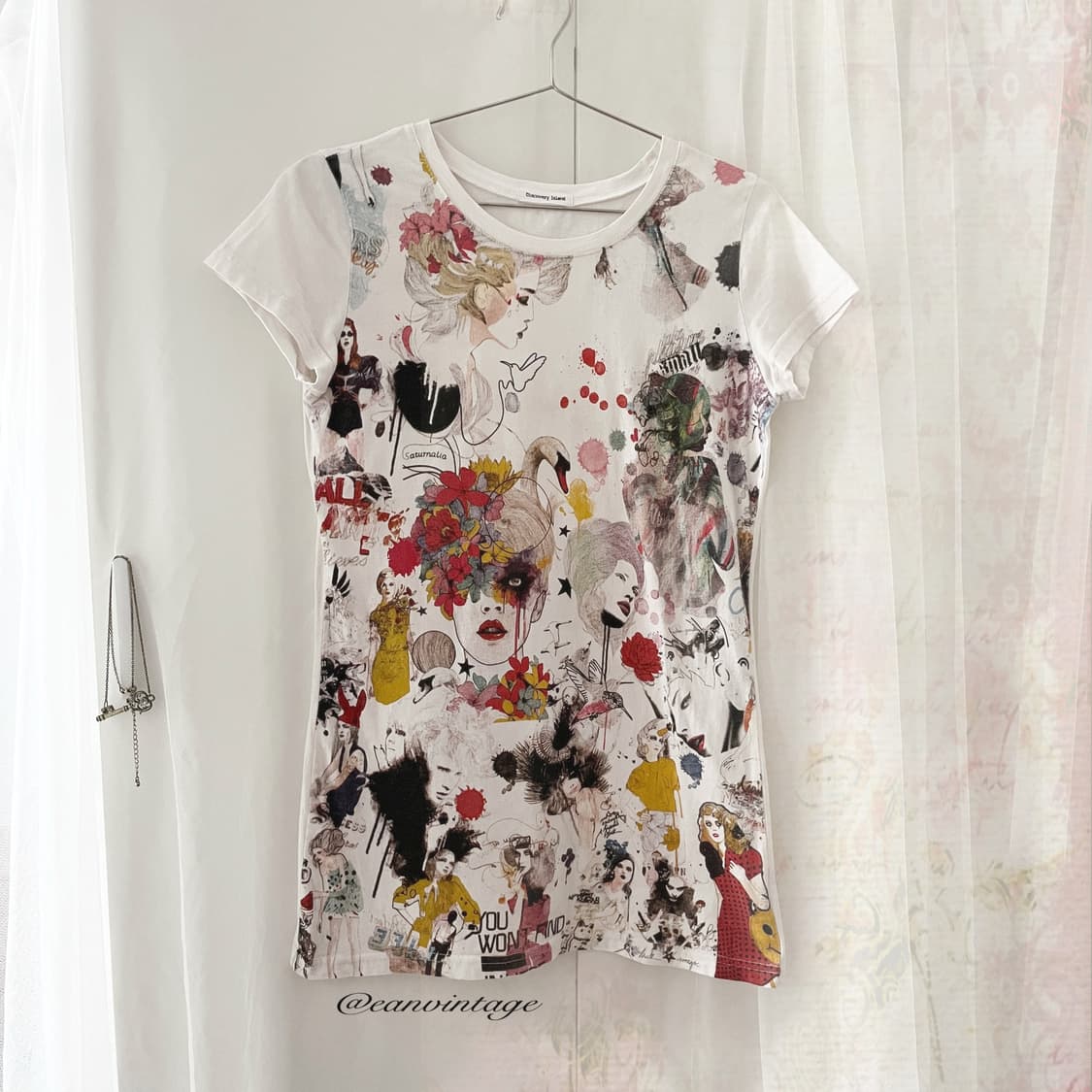 colorful fantasy printed top  상품이미지1