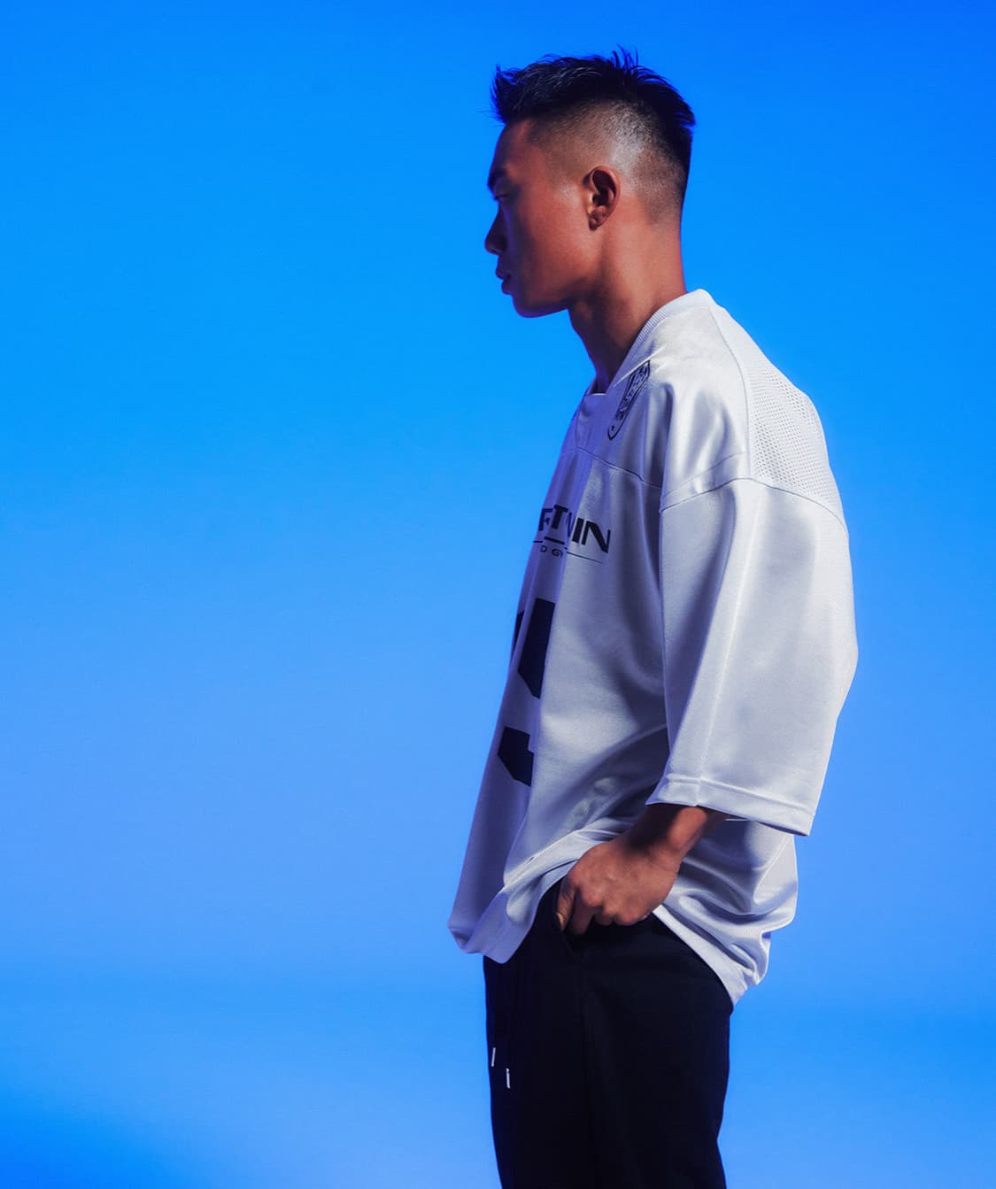 본투윈 럭비티 실버 2번사이즈 팝니다! 상품이미지4