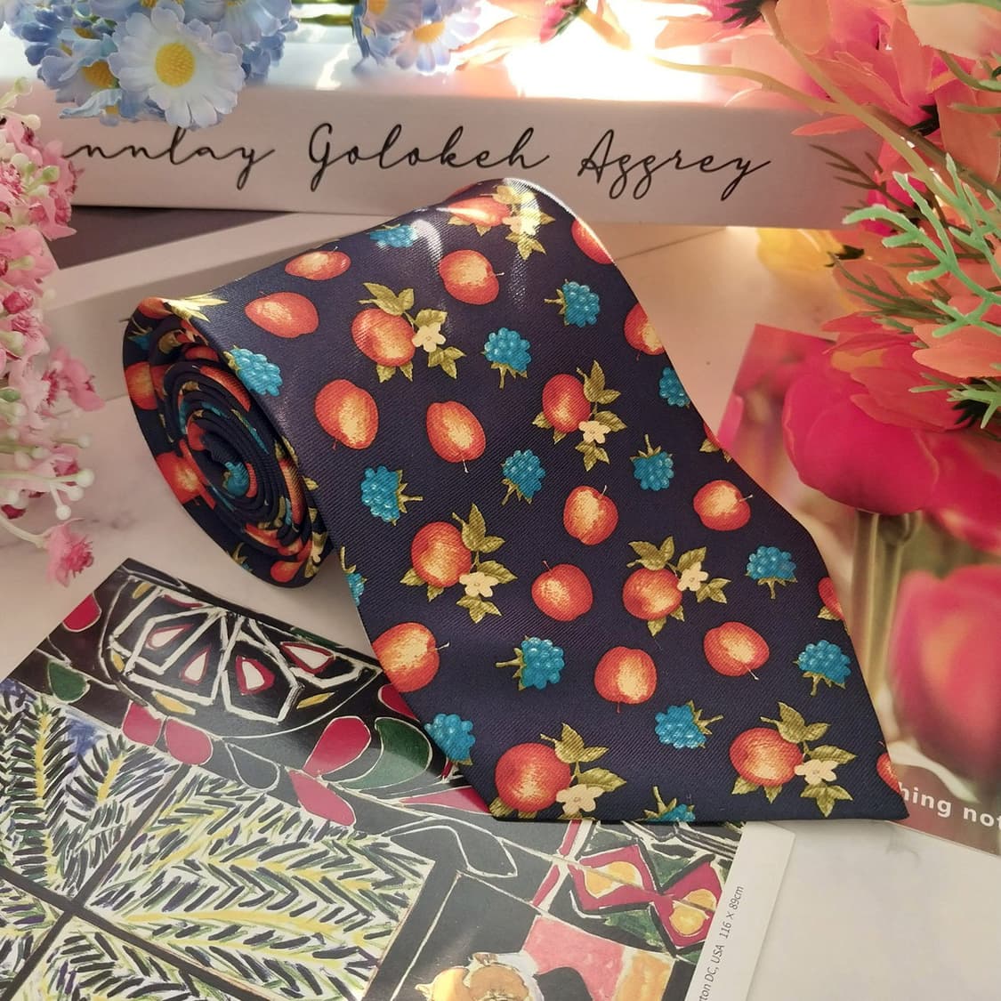 트루사르디 실크 네이비 과일 패턴 넥타이 9.5cm A+등급  K1417 상품이미지2