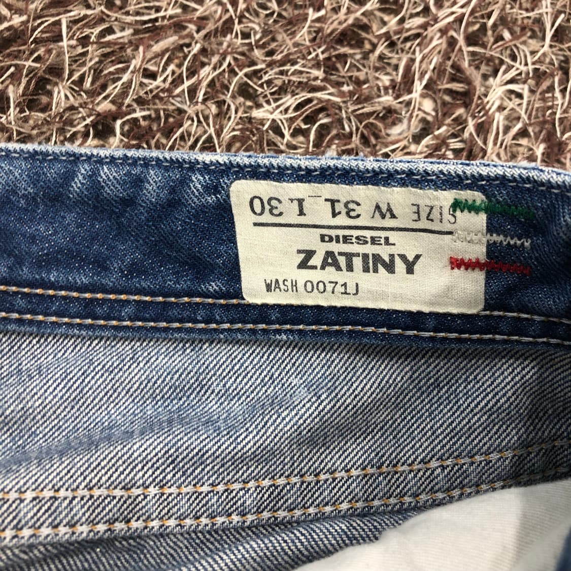  디젤 ZATINY 자티니 부츠컷 워싱 데님 팬츠 상품이미지7