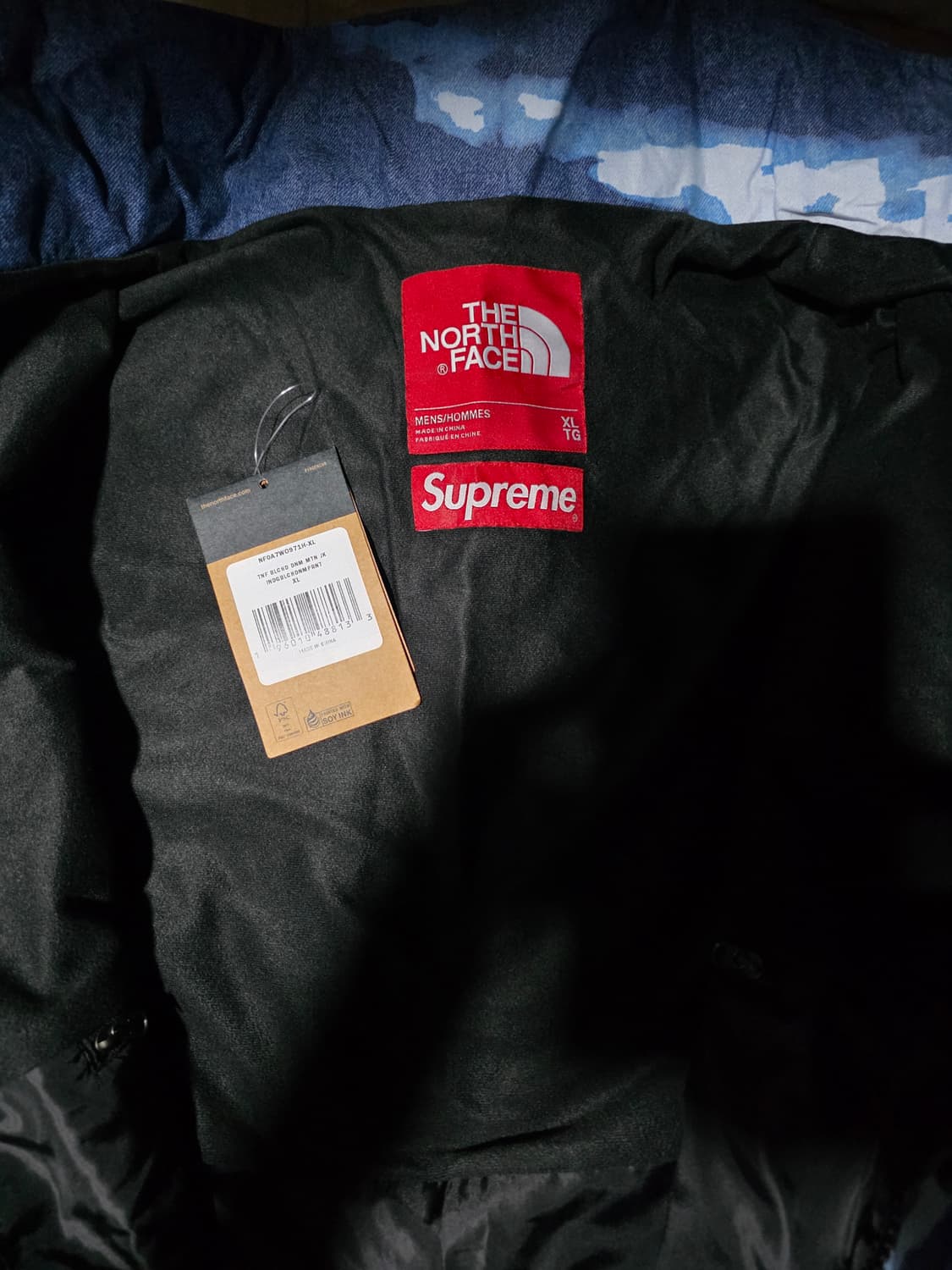 슈프림 x 노스페이스 블리치드 데님 프린트 마운틴 자켓 인디고 XL  상품이미지3