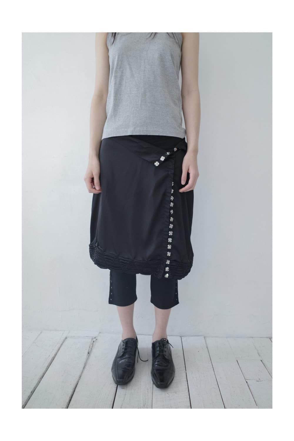 산코파퓨엘라 Silky rue wrap skirt (Black) 상품이미지1