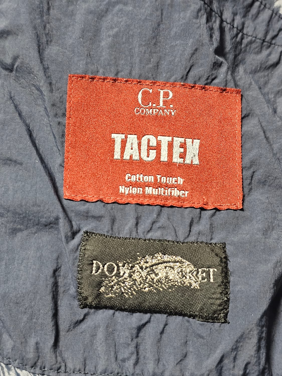 cp컴퍼니 TACTEN 다운 자켓 상품이미지5