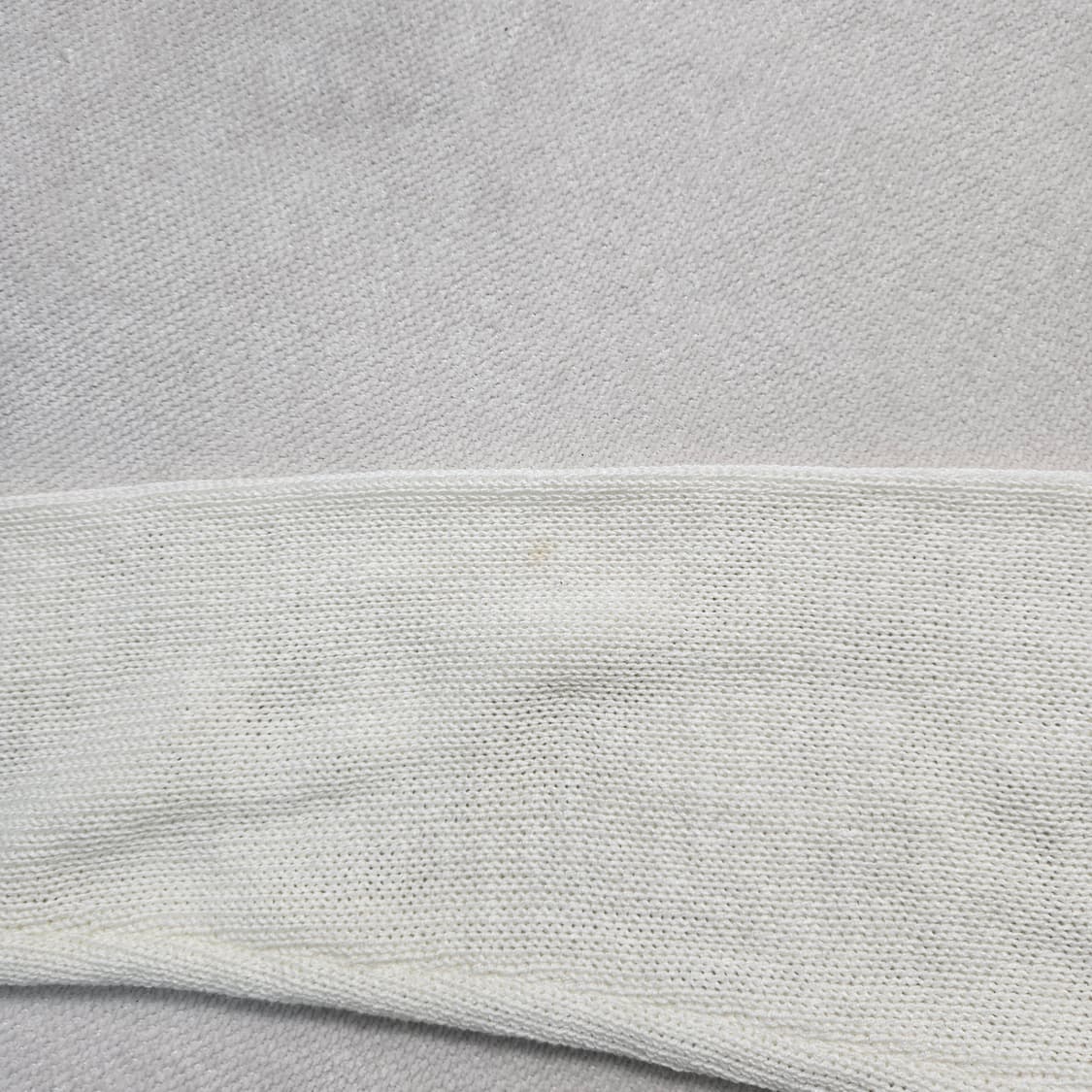 실측확인 예ONE 라운드넥 니트 0325Y 상품이미지6