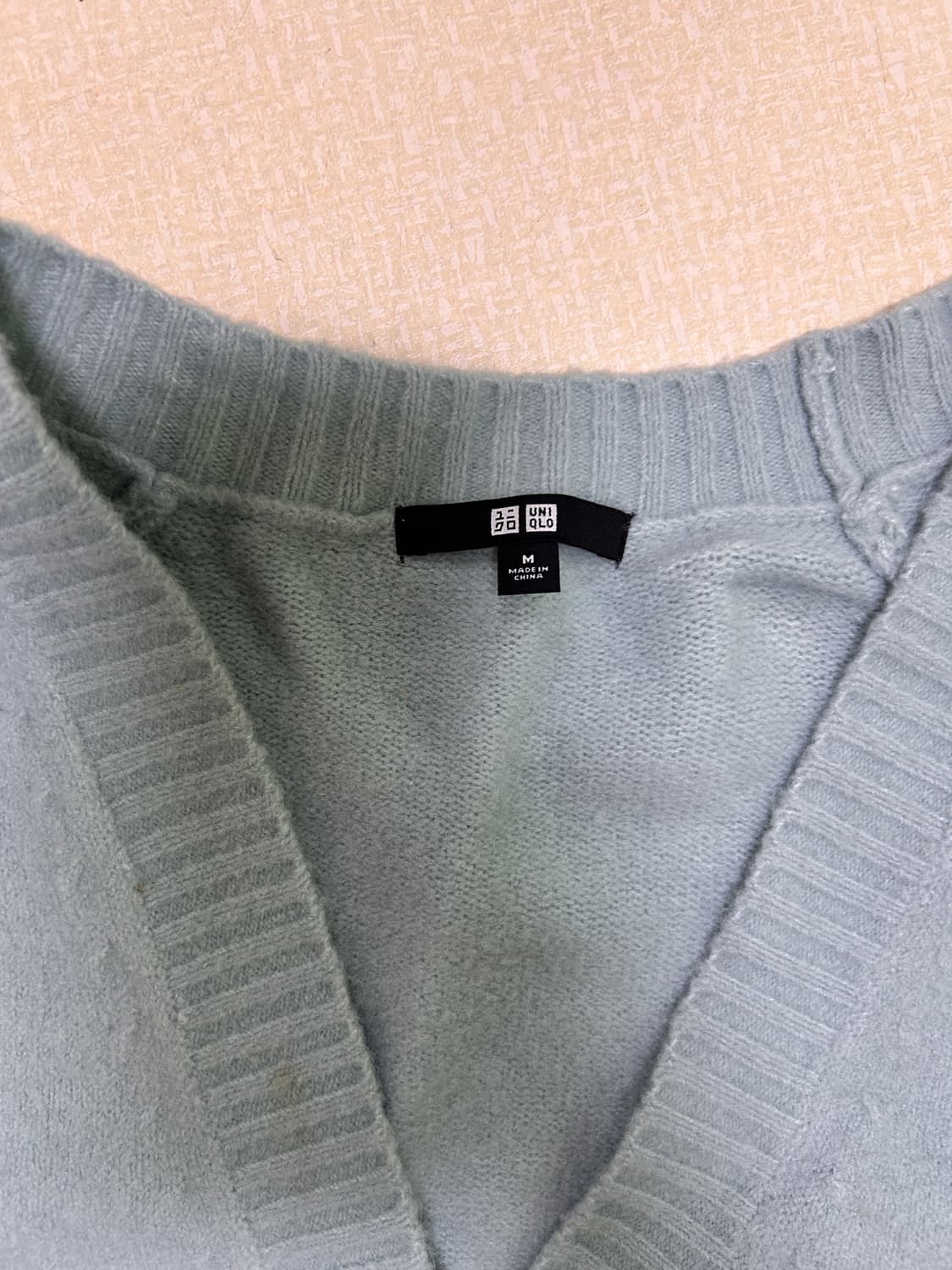 유니클로 민트 포켓 브이 가디건 상품이미지4