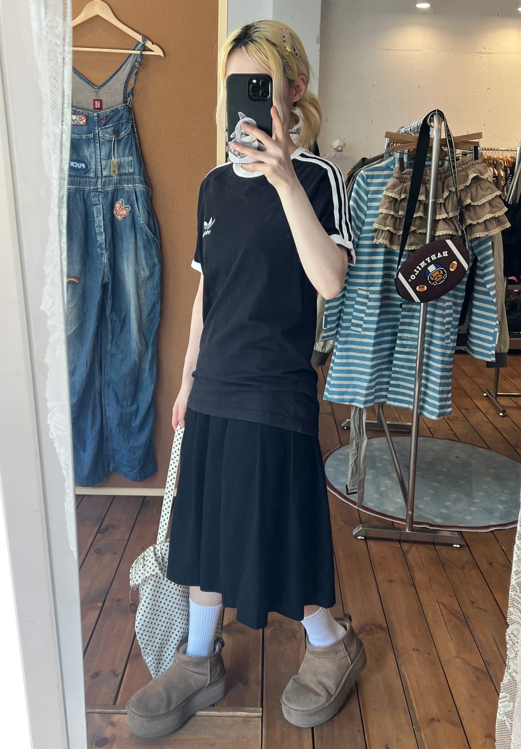 아디다스 블랙 화이트 링거티 상품이미지1