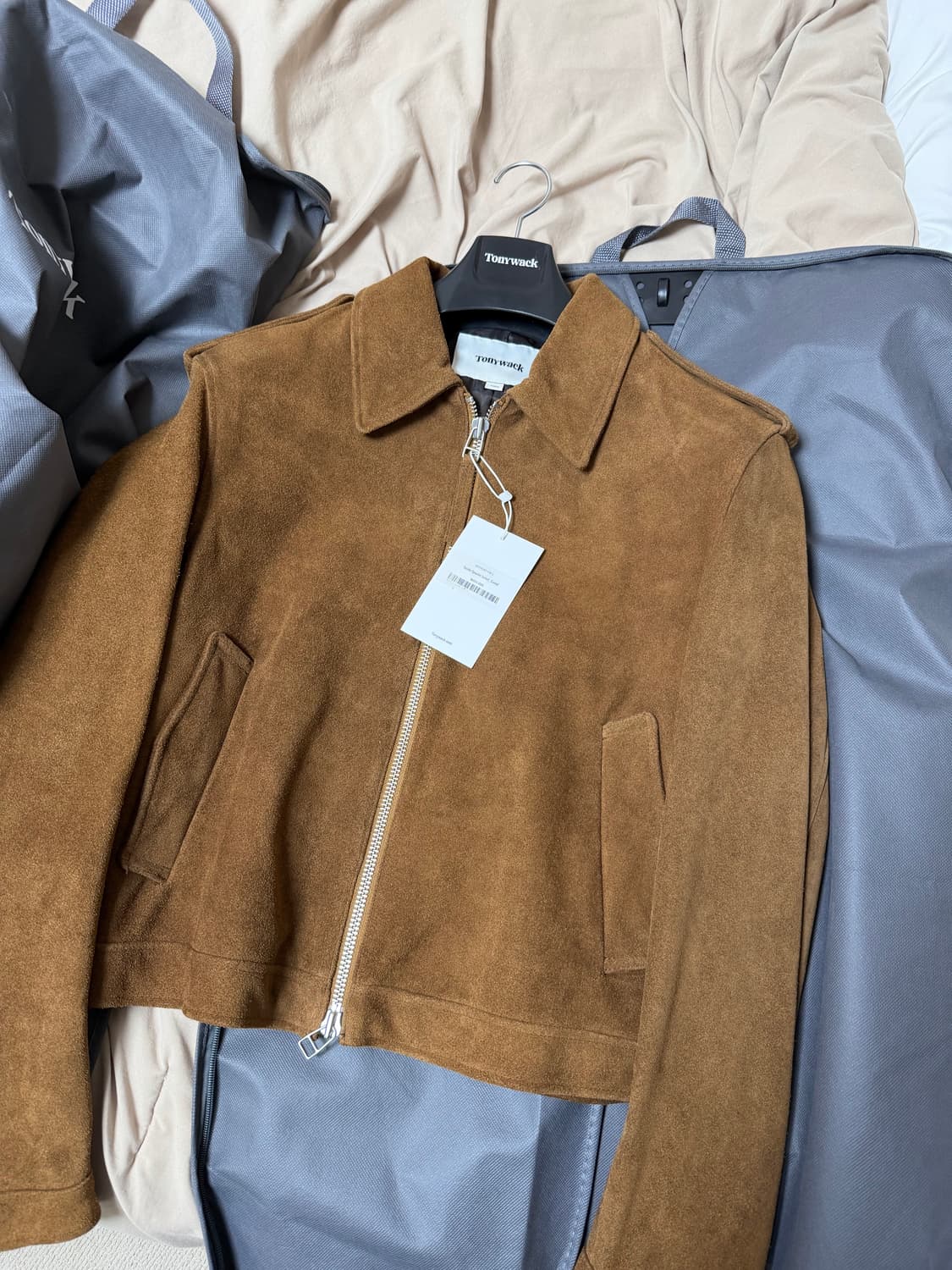 토니웩 견장 스웨이드 새상품 판매합니다 상품이미지1