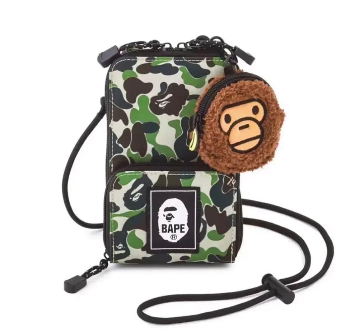 베이프 크로스백 상품이미지1