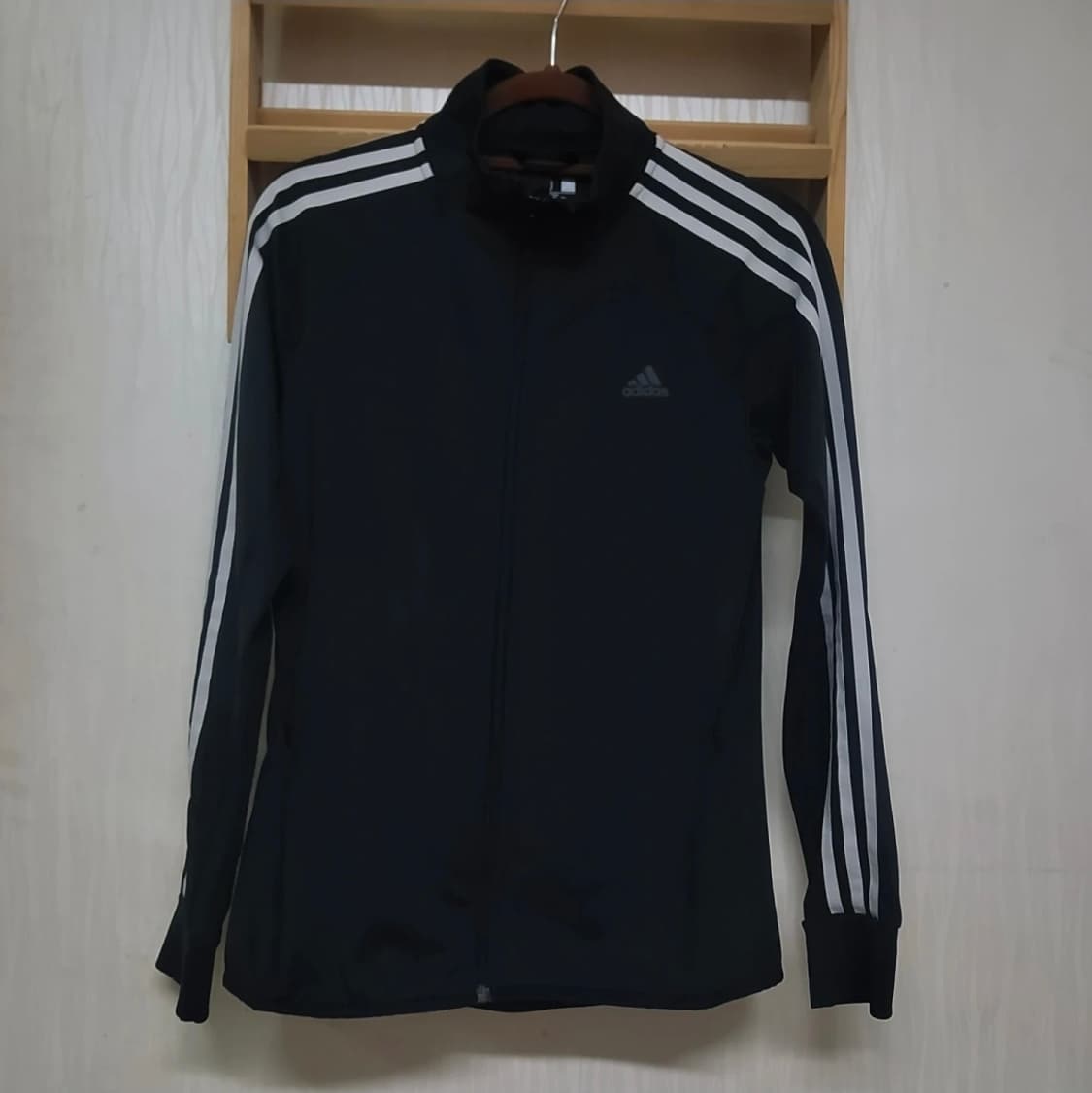 아디다스 트랙탑 져지 삼선 블랙 집업 여자 90 상태 최상이쁨 상품이미지1