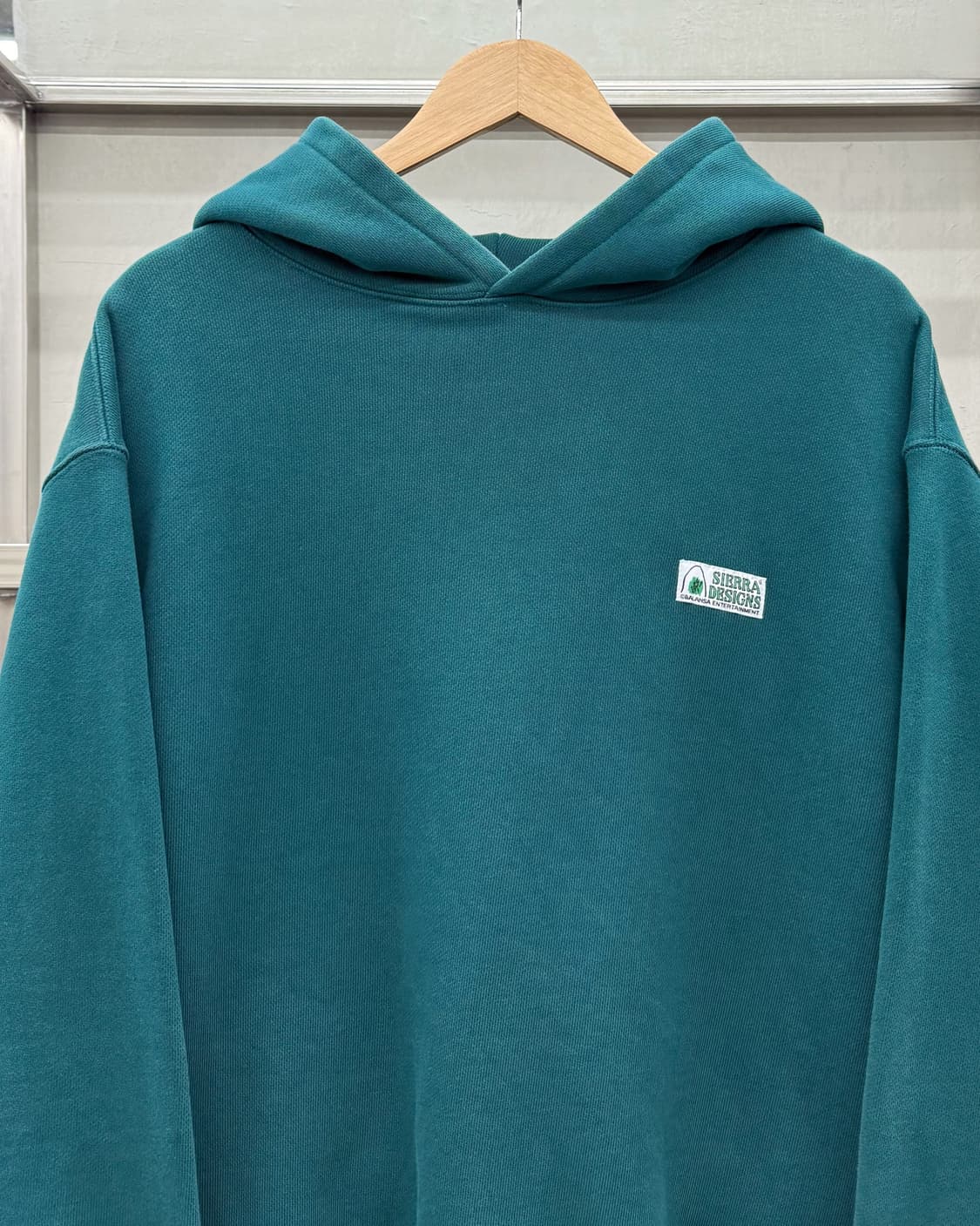 시에라 디자인 x 발란사 스튜디오 스웻 후드티 상품이미지6