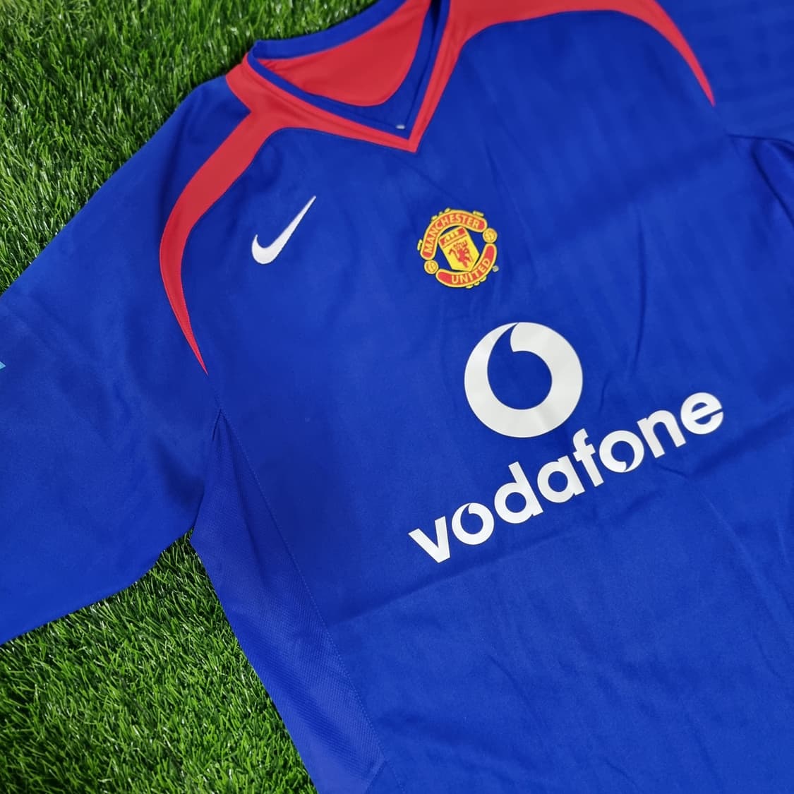 05-06시즌 맨체스터 유나이티드 어웨이 유니폼 #13 박지성 상품이미지6