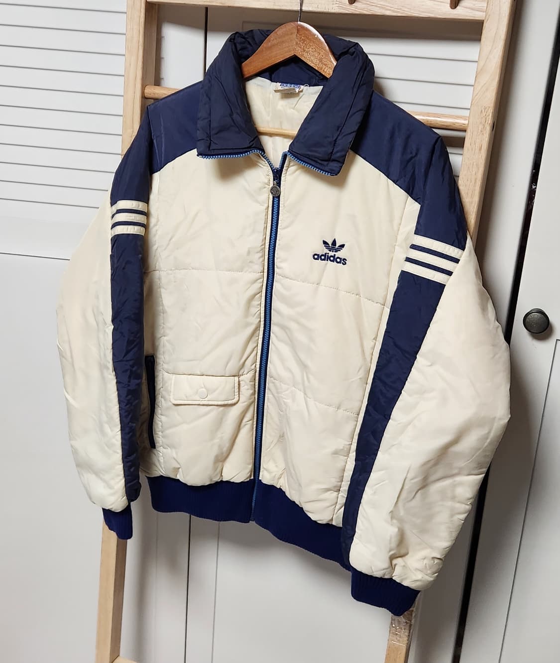 L 아디다스 삼선 80s 서독 경량 점퍼 자켓 아이보리x네이비 상품이미지2