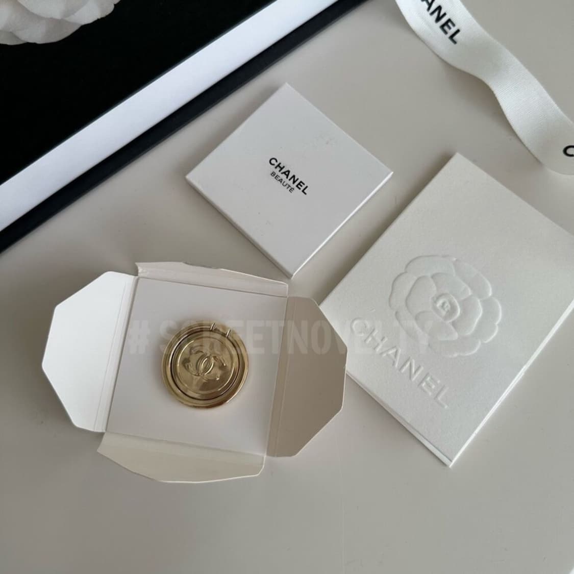 샤넬뷰티 VIP 그립톡 골드 상품이미지10