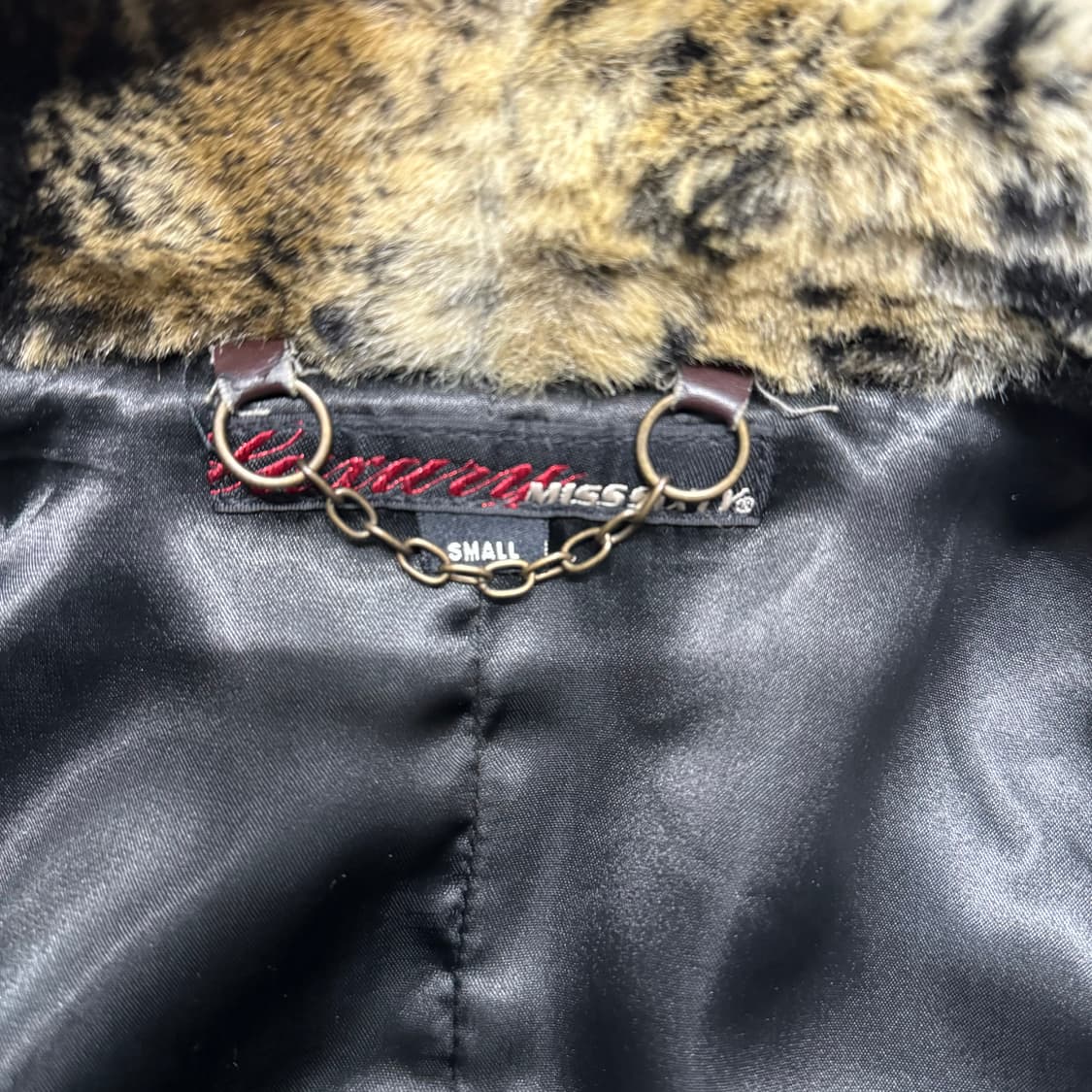 Miss Sixty fur bomber자켓 (베이비메탈클럽,d.i.a깔) 상품이미지2