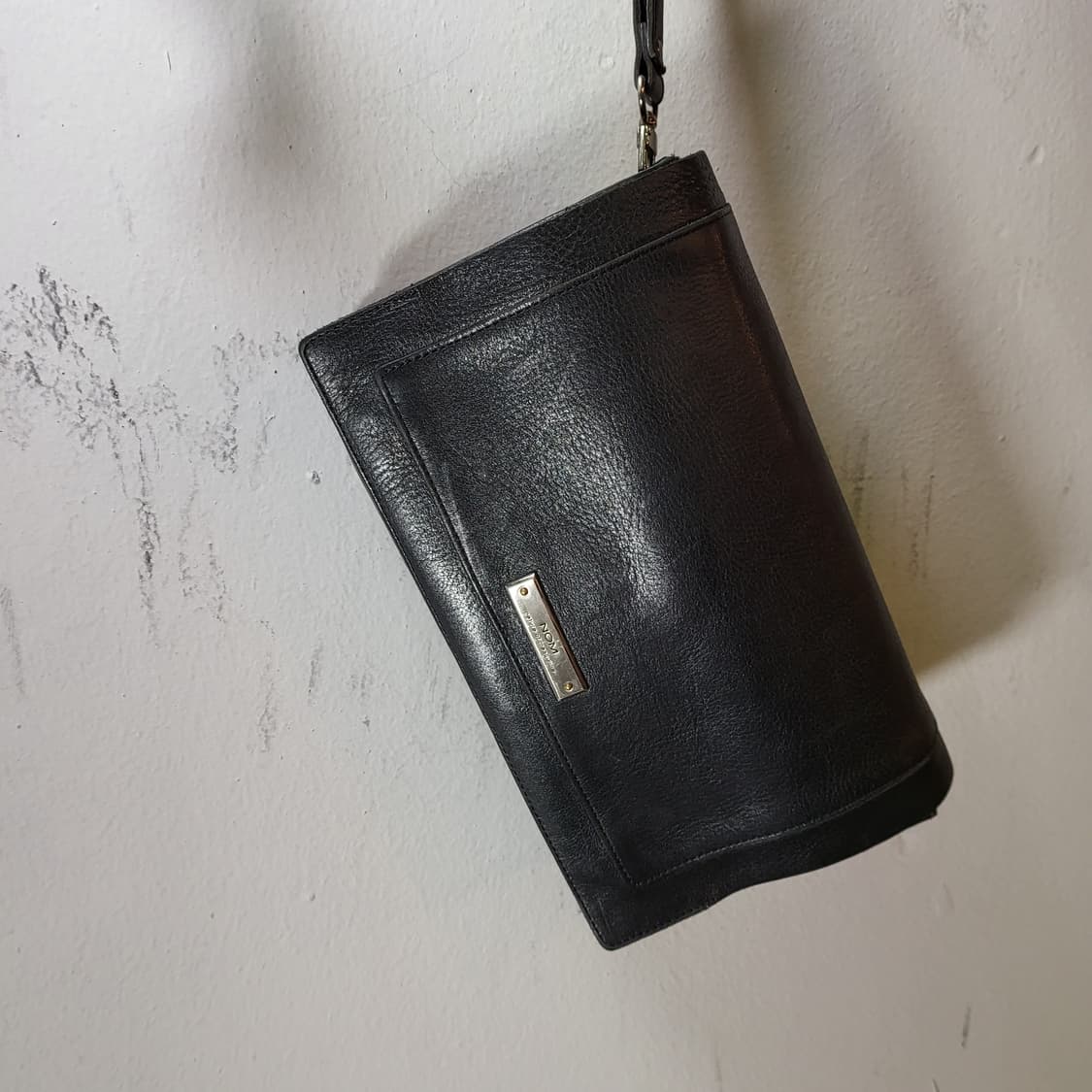 nom 레더 클러치백 상품이미지3