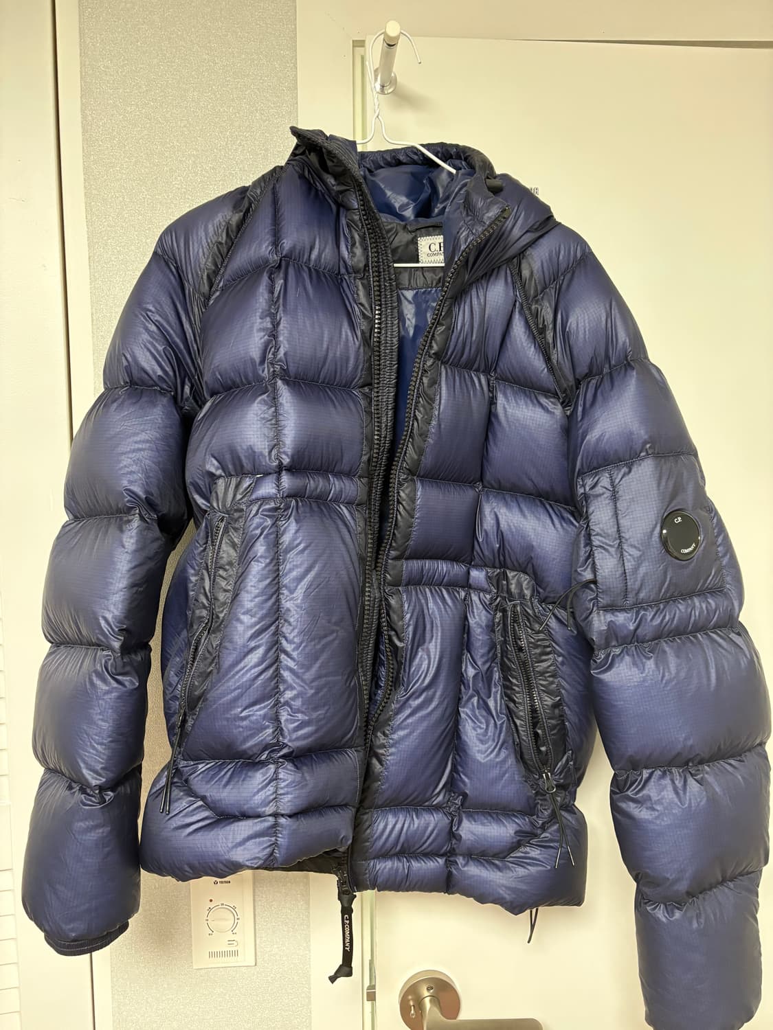 CP 컴퍼니 D.D 쉘 후드 패딩 에스테이트 블루 상품이미지2