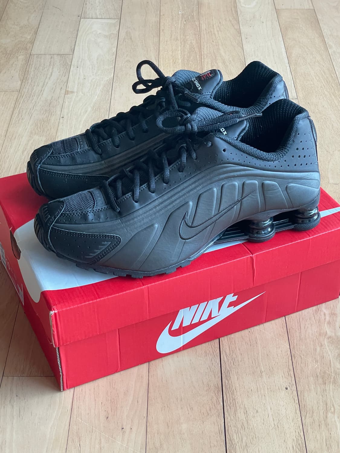 나이키 샥스 r4  블랙 280 상품이미지1