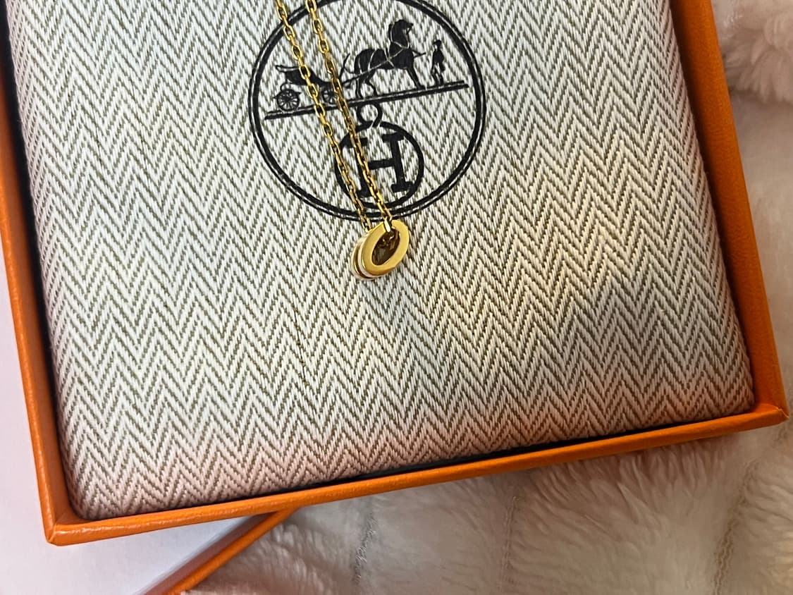 에르메스 미니 팝아슈 펜던트 골드 & 블랑 목걸이 상품이미지4