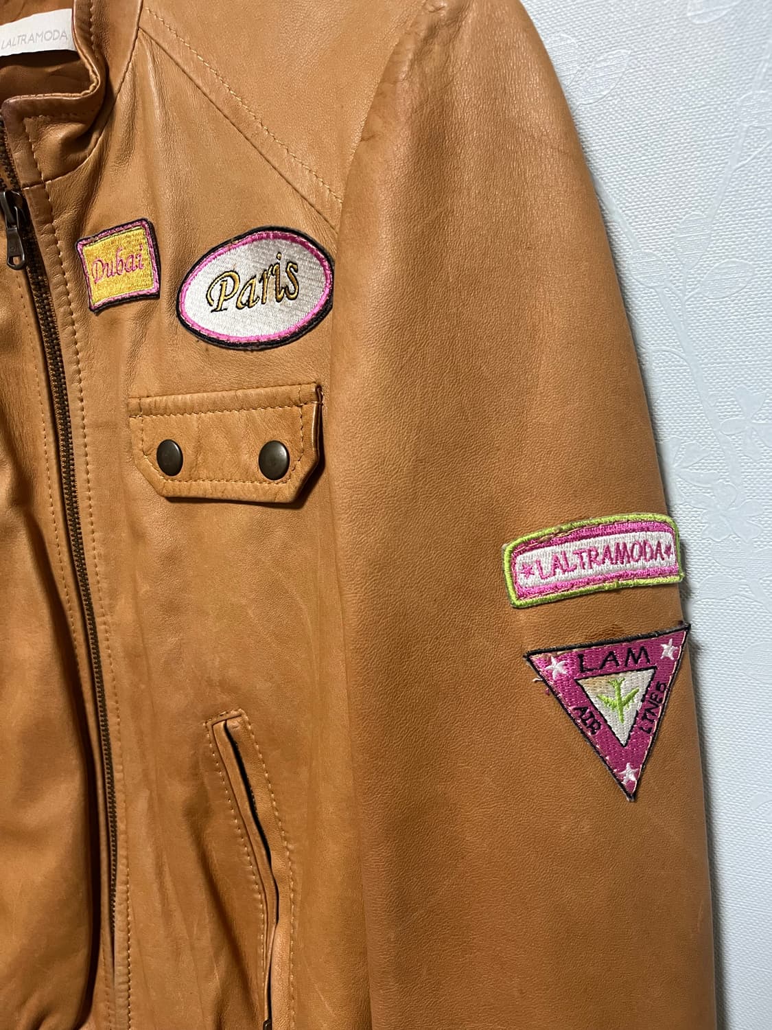 LALTRA MODA 갈색  소가죽 패치 자켓 상품이미지2