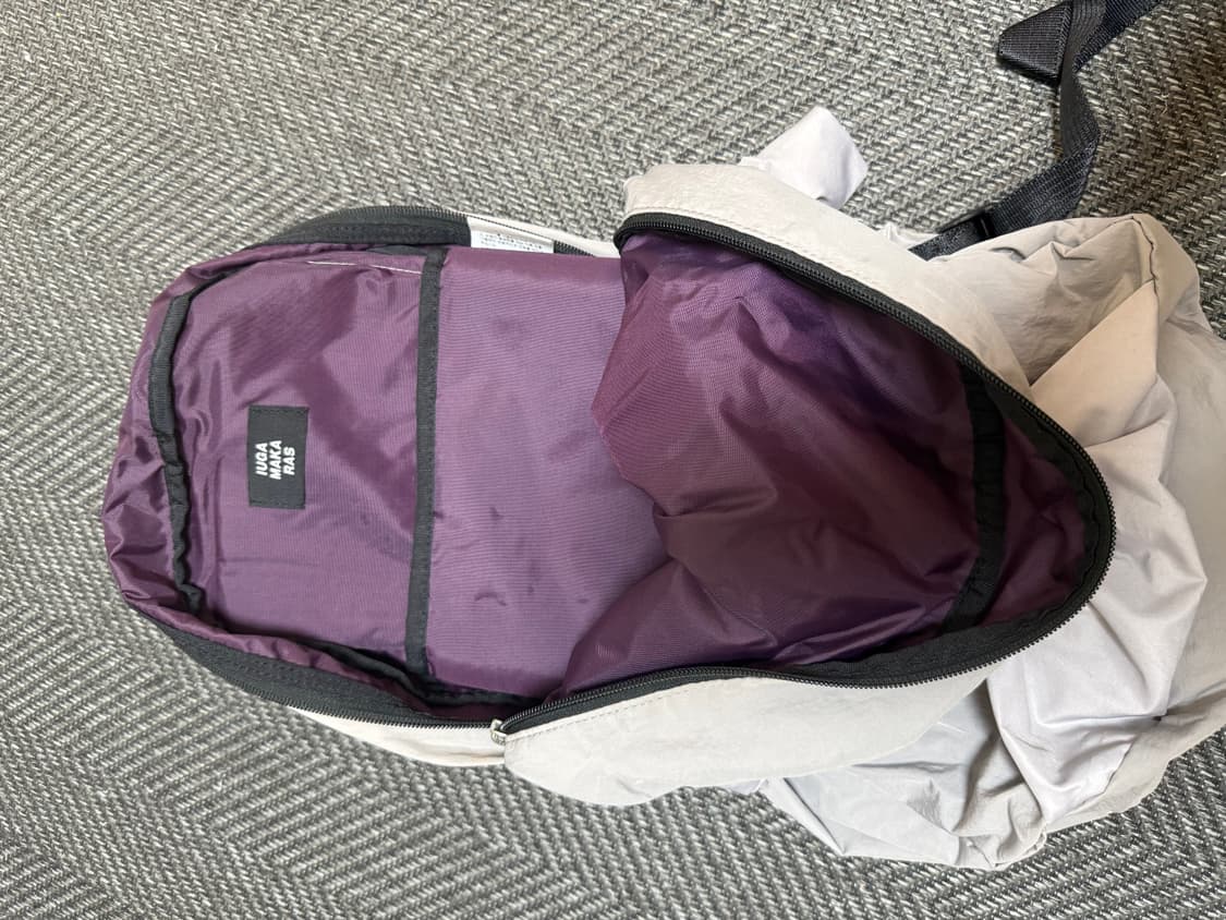 이우가마카라스 백팩 그레이 상품이미지2