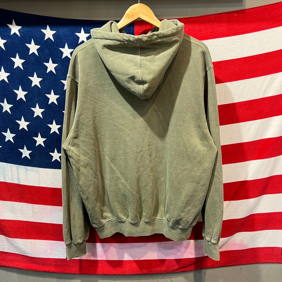 디네댓 TNT 후드티 상품이미지2